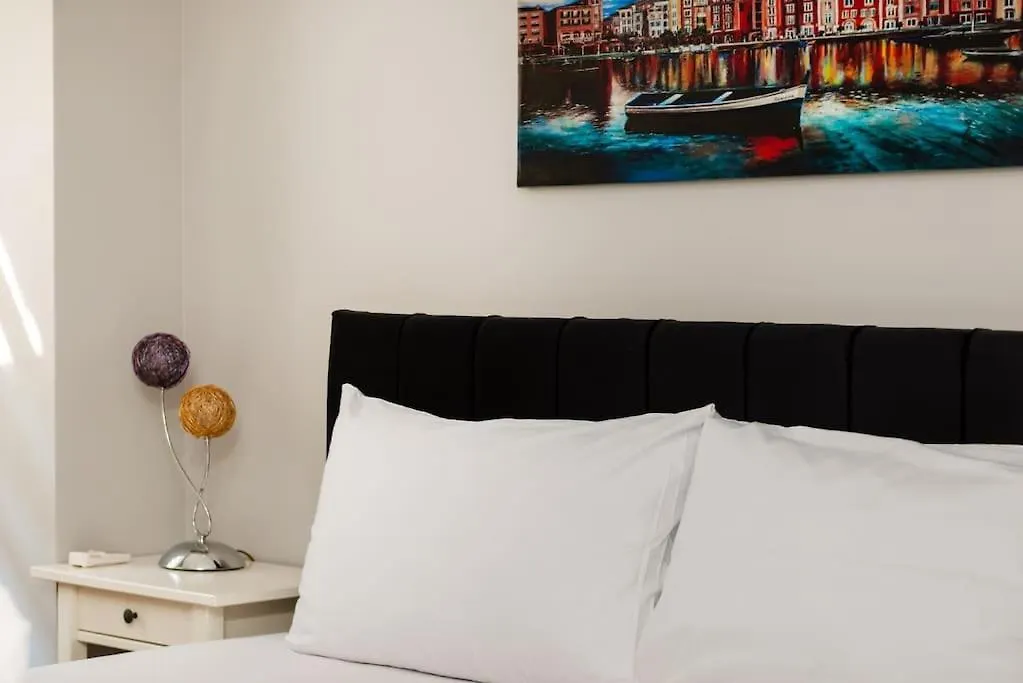 Qbra House Apartment Istanbul